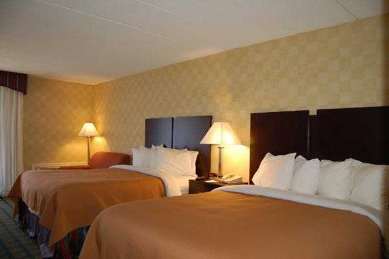 Best Western Plus Keene Hotel Room photo