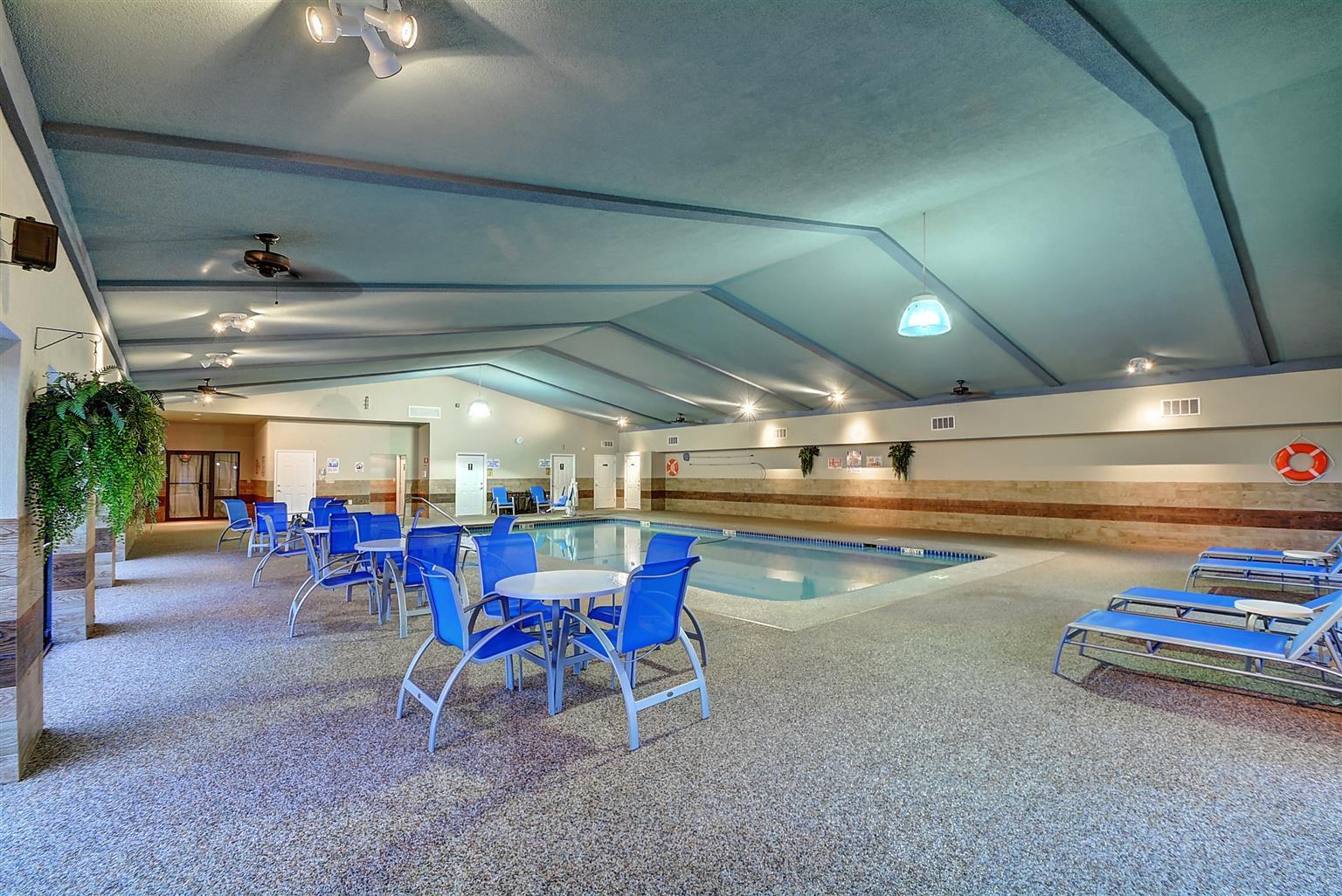 Best Western Plus Keene Hotel Exterior photo